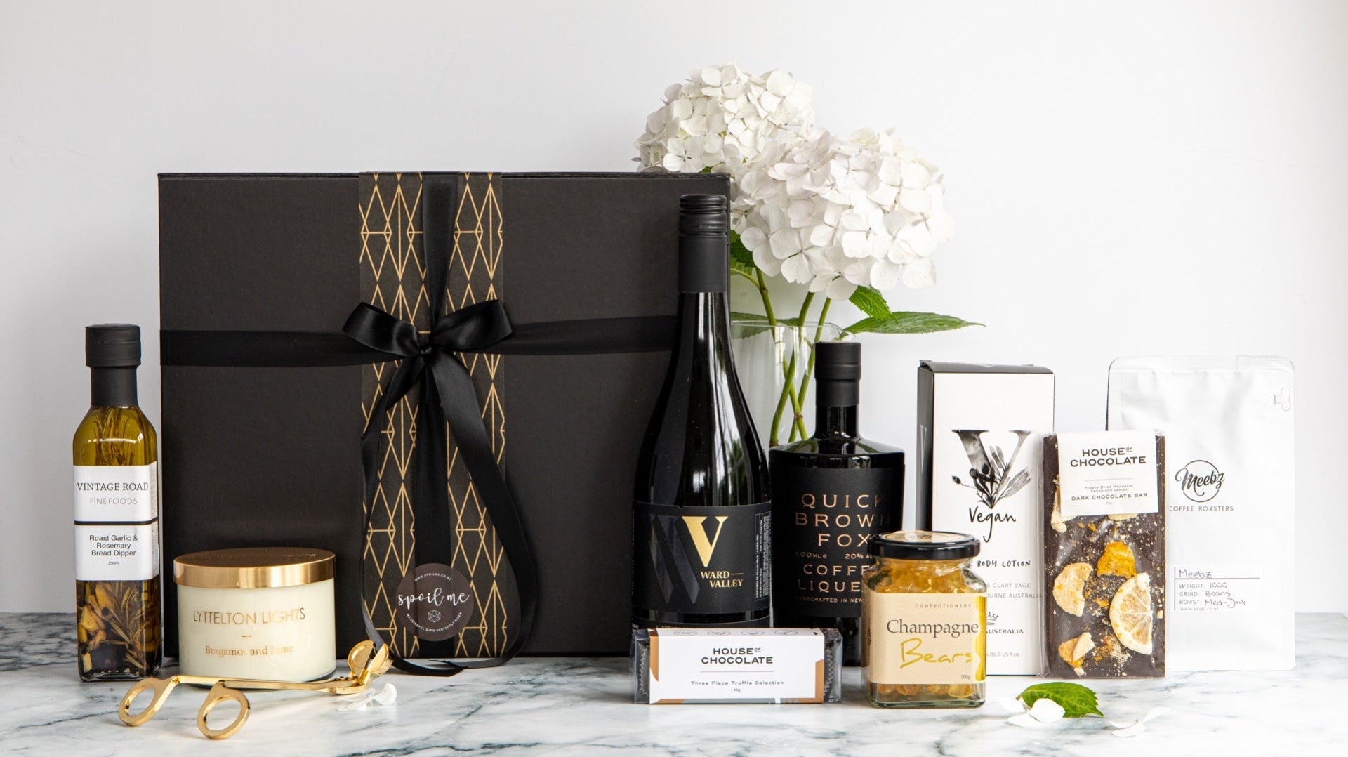 4 Reasons Why Real Estate Agents Should Give a Settlement Gift
