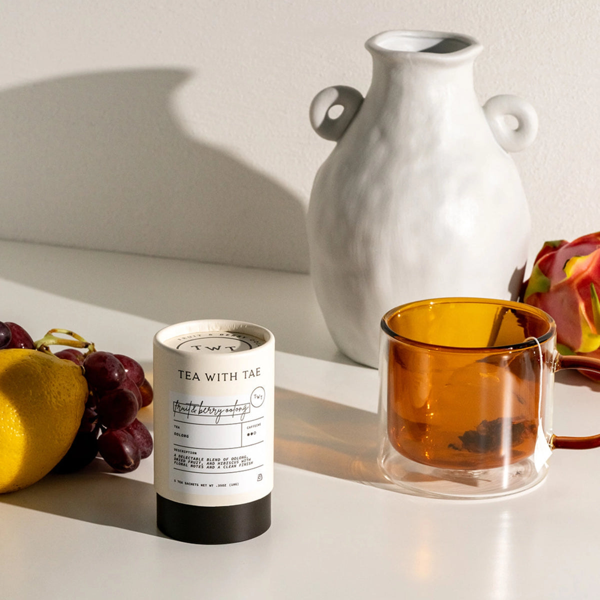 Fruit and Berry Oolong Mini Tea Tube with 5 pyramid tea sachets