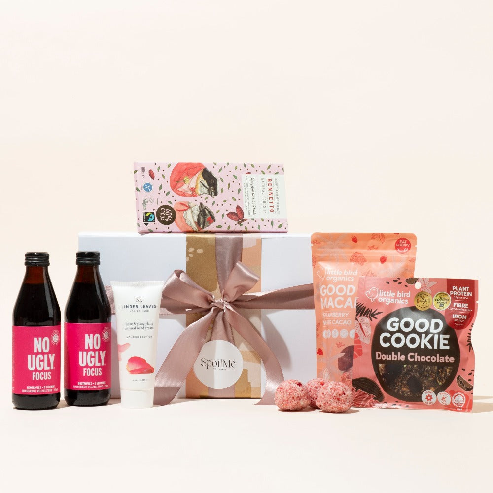 VEGAN AND GLUTEN FREE GIFT BOX SPOIL ME