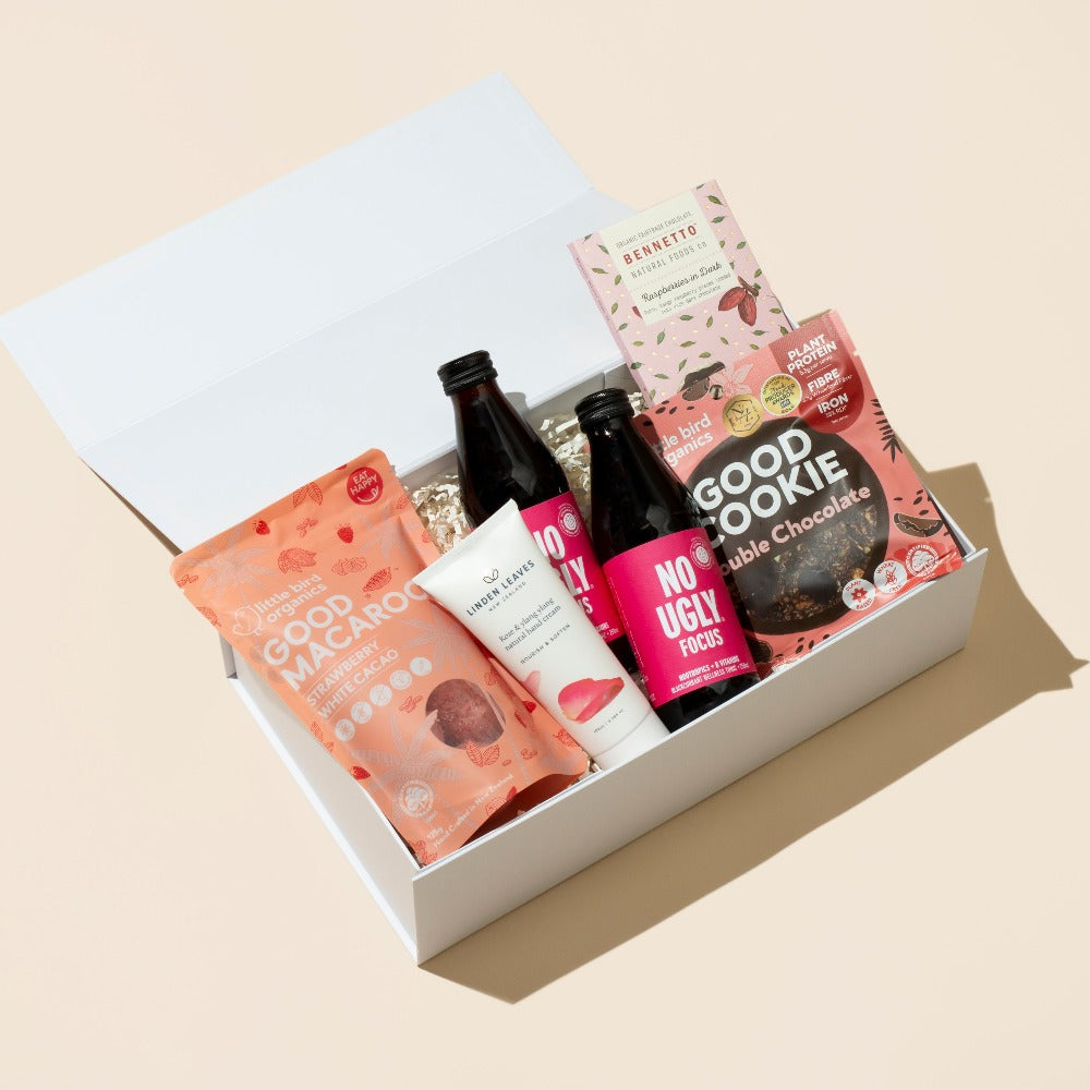 VEGAN AND GLUTEN FREE GIFT BOX