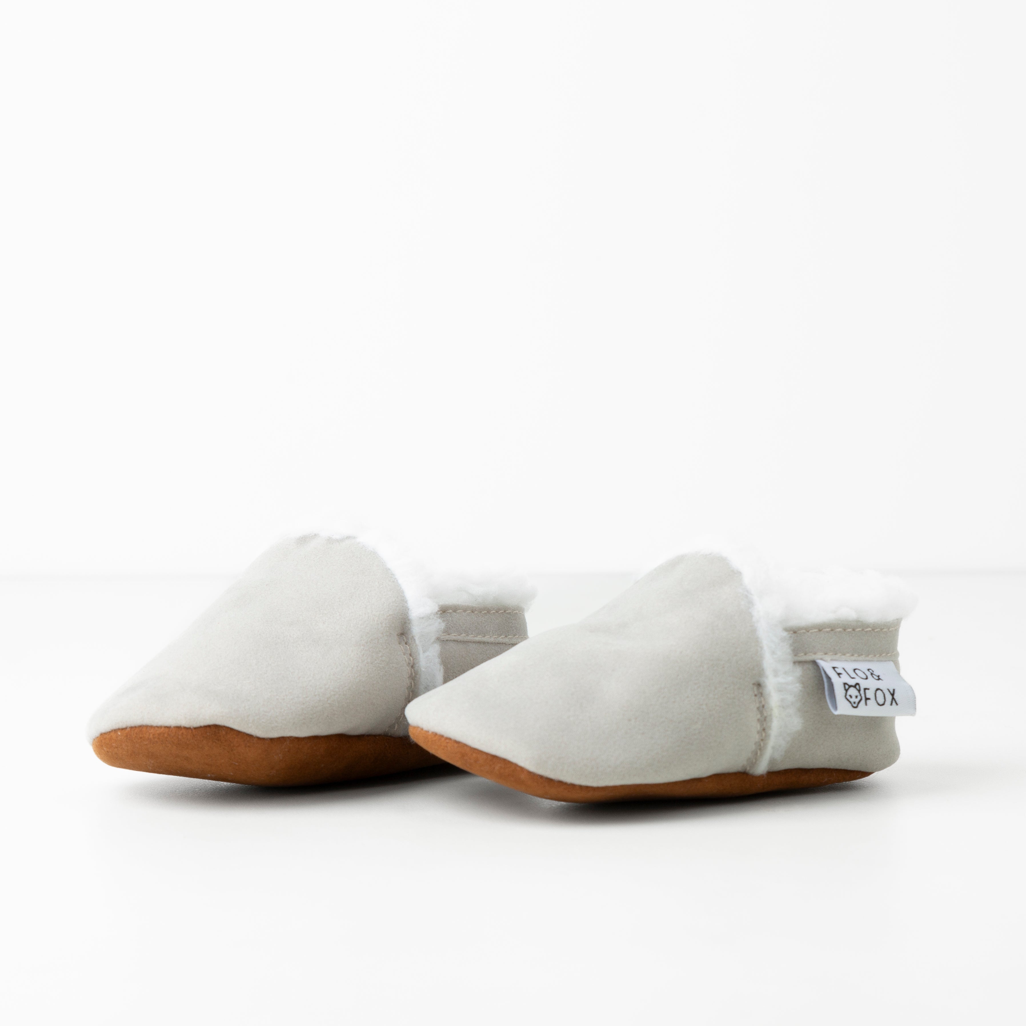 Fleece moccasins / stone - gift box nz