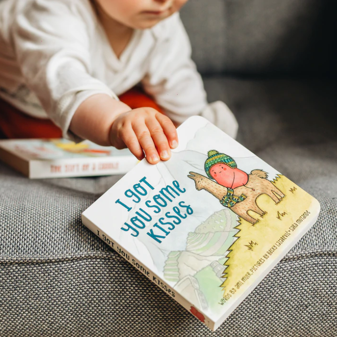 I got you some kisses // board book - gift box nz