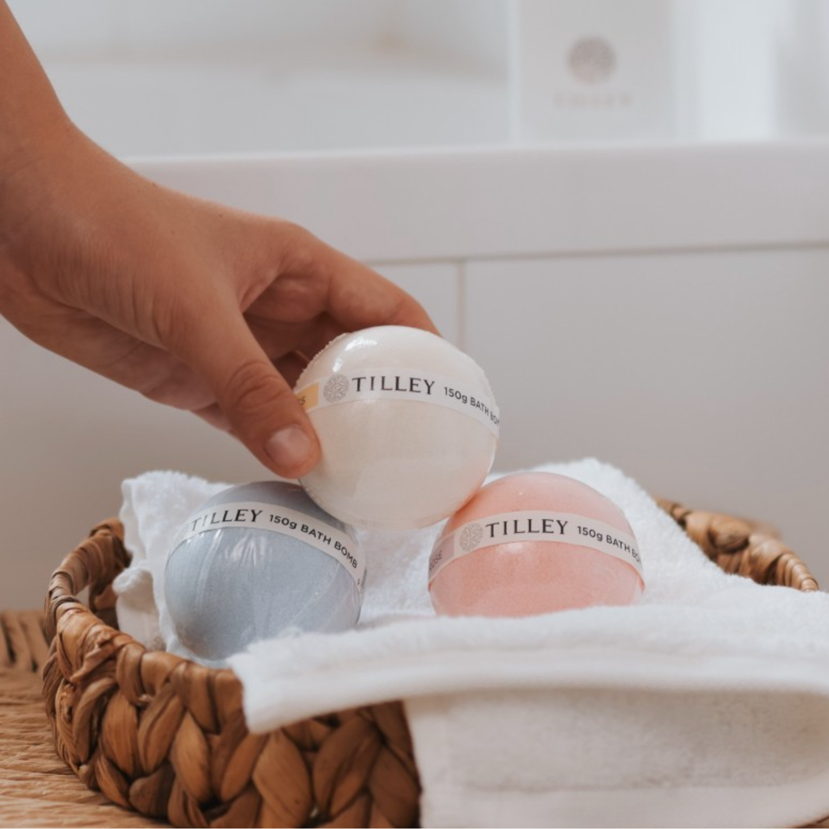 Peony rose bath bomb - gift box nz