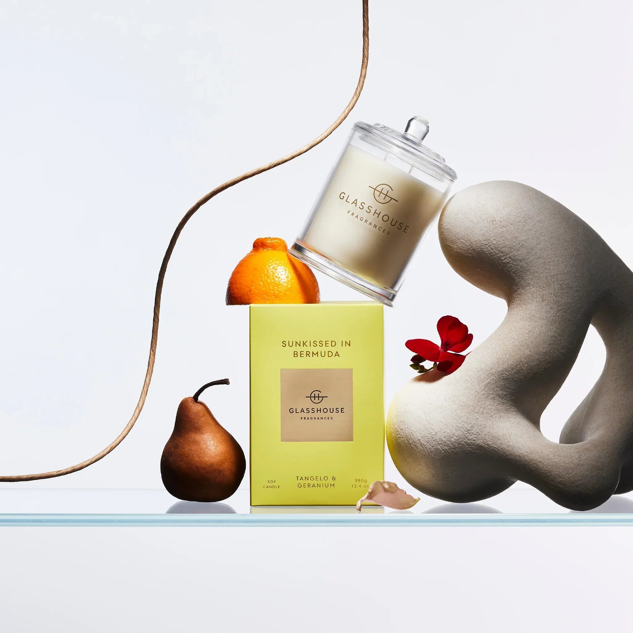 Sunkissed in bermuda // 380g candle - gift box nz