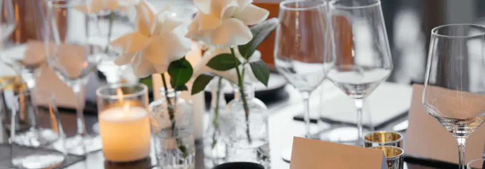 What to Put in a Gift Box: Ideas by Occasion and Recipient