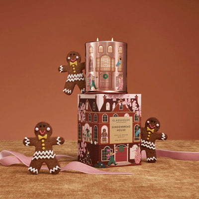 GINGERBREAD HOUSE - 380g Candle