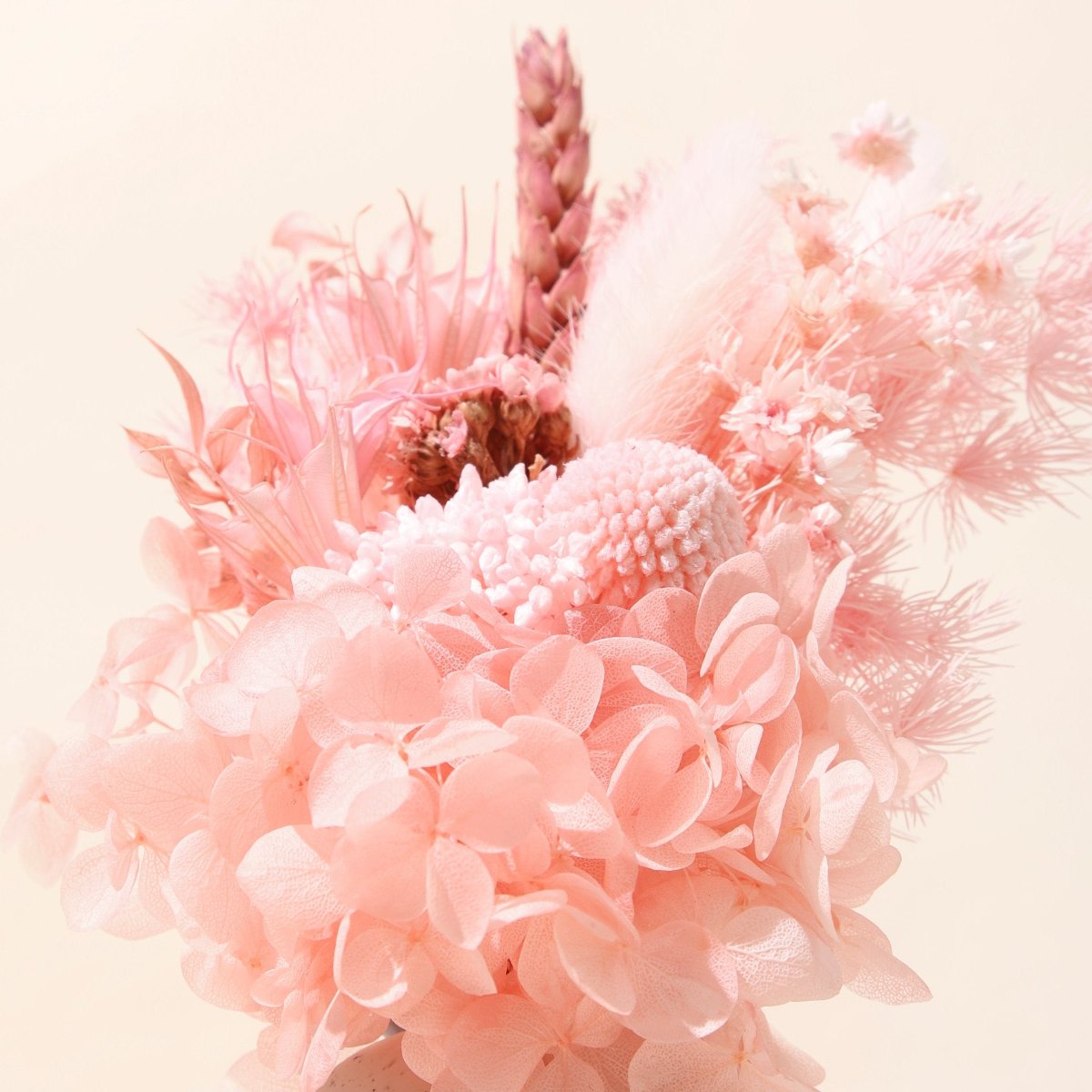 light pink Mini Dried Floral Bundle