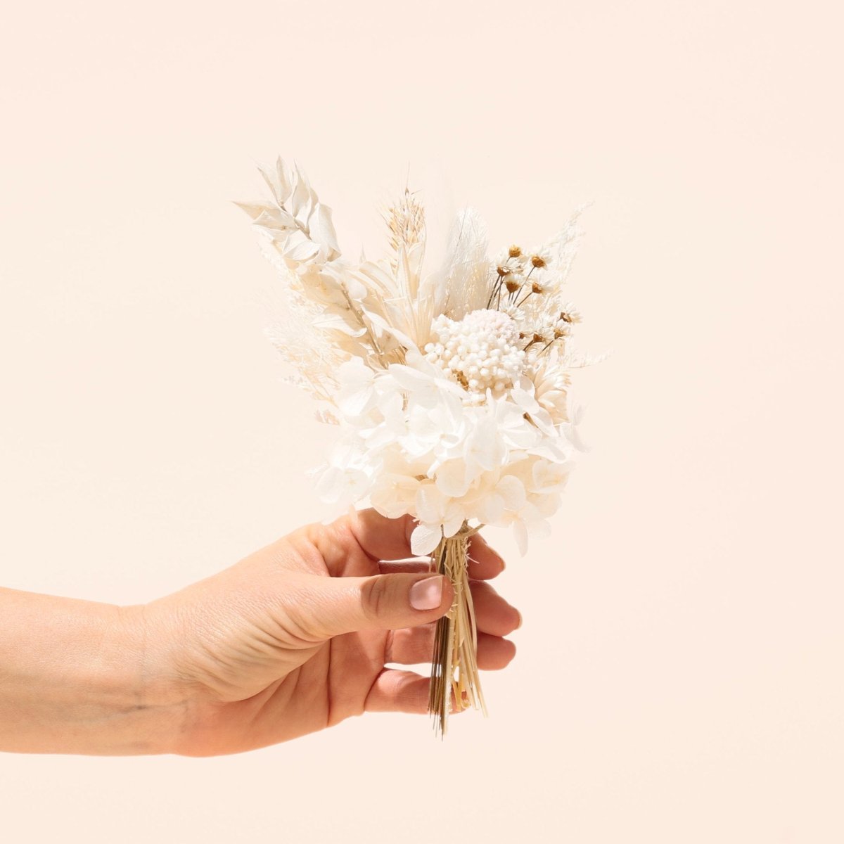 white Mini Dried Floral Bundle